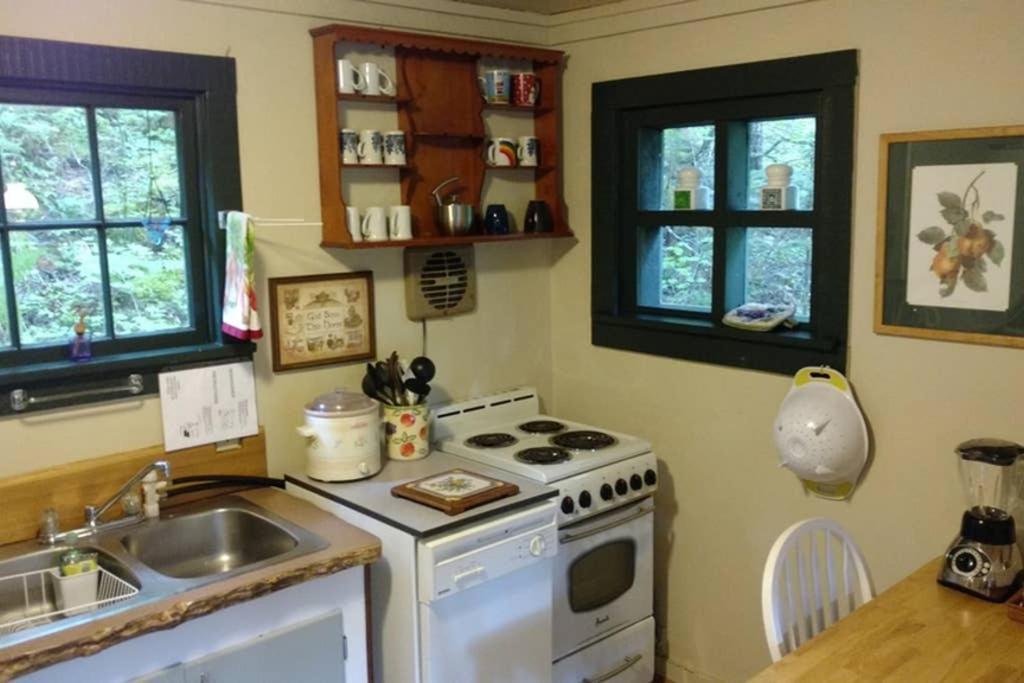פקווד Mountainside Chalet - Tiny Home מראה חיצוני תמונה